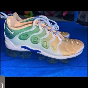 AirMax vapormax plus